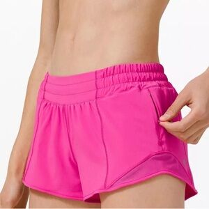 Lululemon Hotty Hot Lined Short Sonic Pink Size 6 2.5” inseam